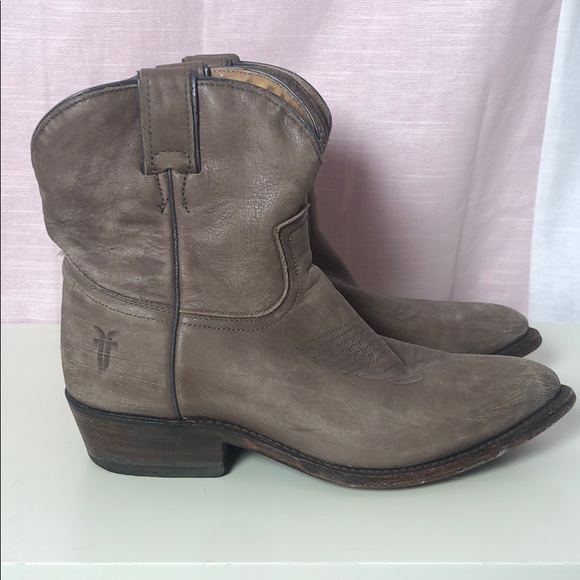 Frye Gray Leather Ankle Cowboy Boots - Picture 2 of 4